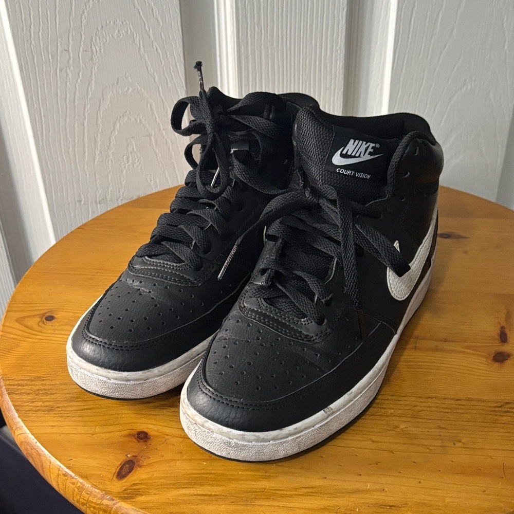 Nike Black and White Mid-Top Swoosh Sneakers 7.5